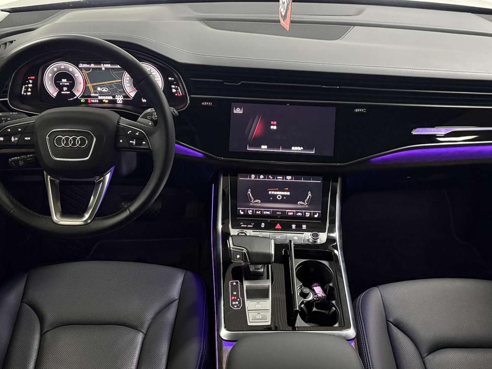 Audi Audi Q7