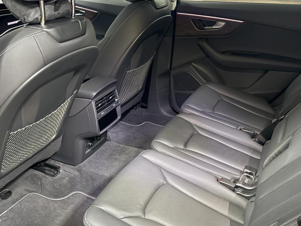 Audi Audi Q7