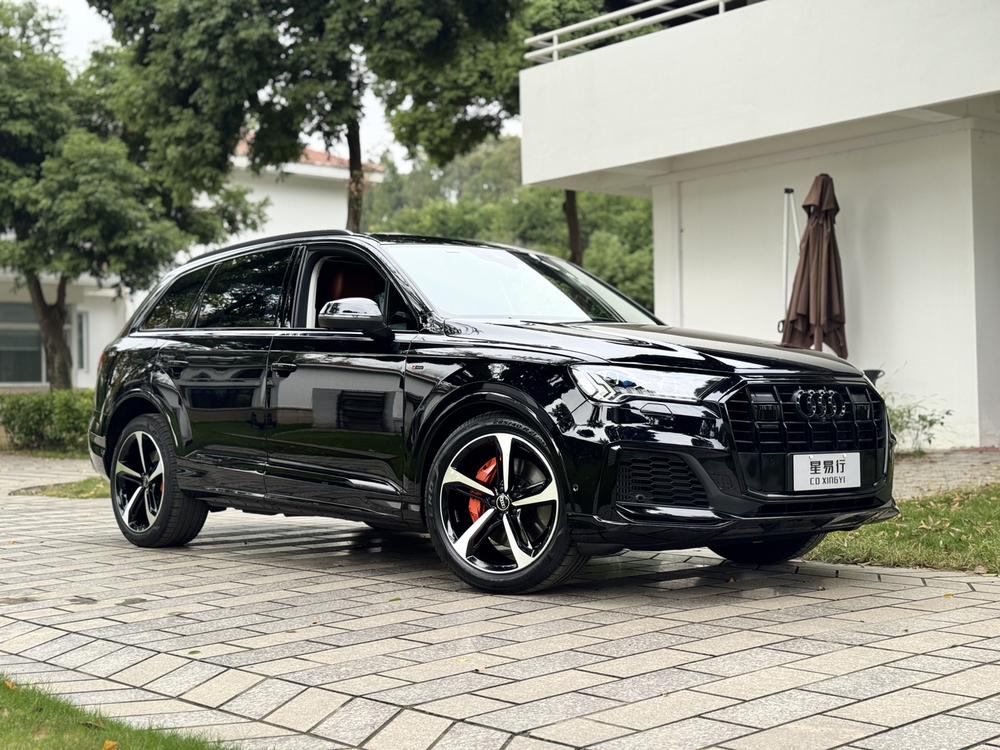 Audi Audi Q7
