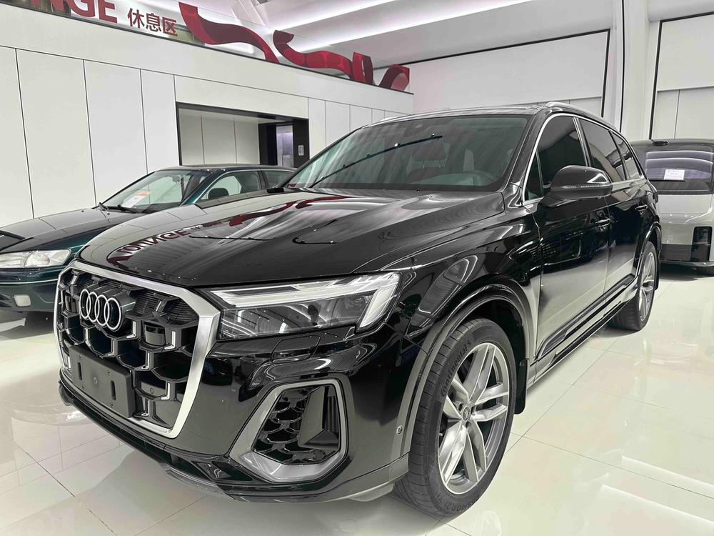Audi Audi Q7