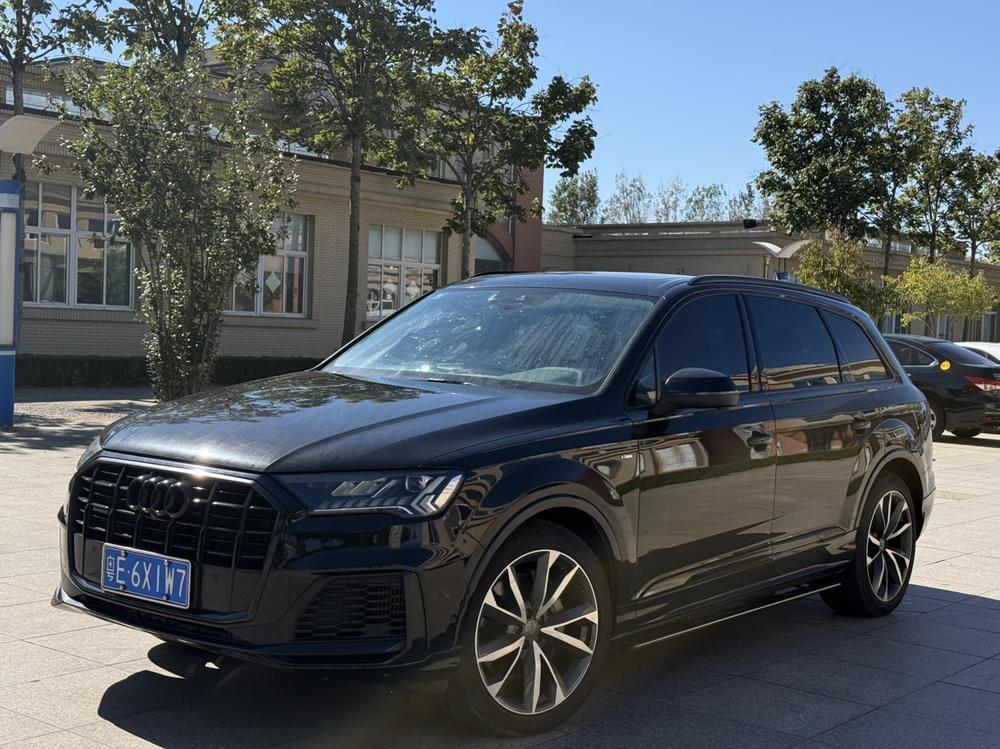 Audi Audi Q7