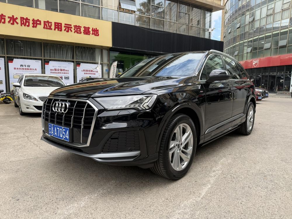 Audi Audi Q7