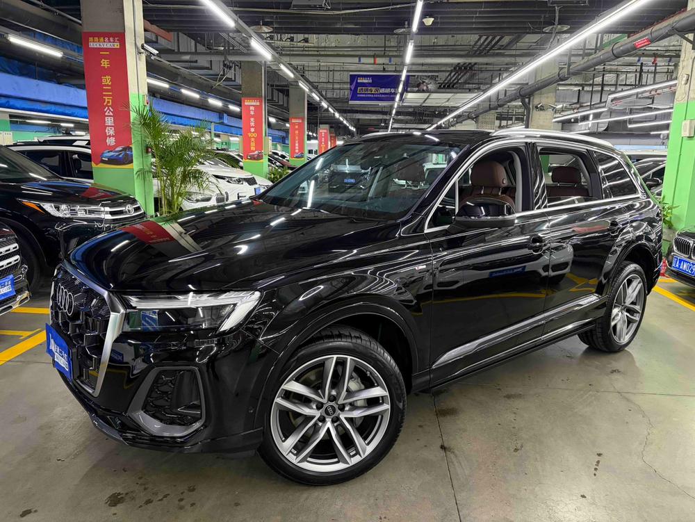 Audi Audi Q7