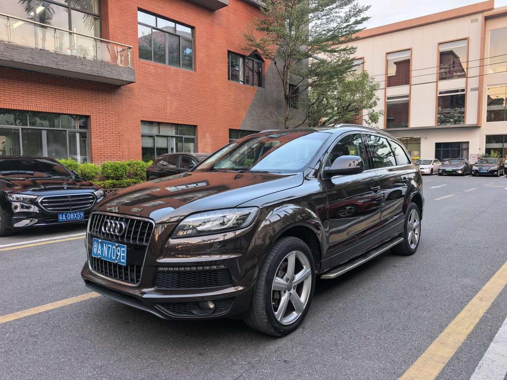 Audi Audi Q7