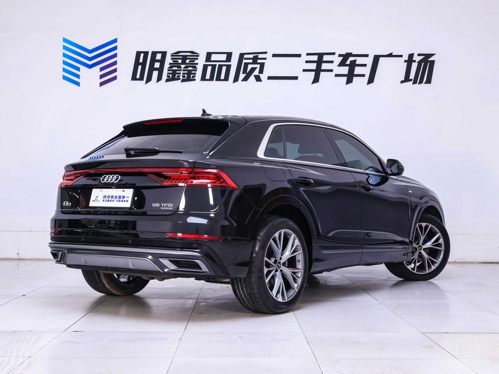 Audi Audi Q8