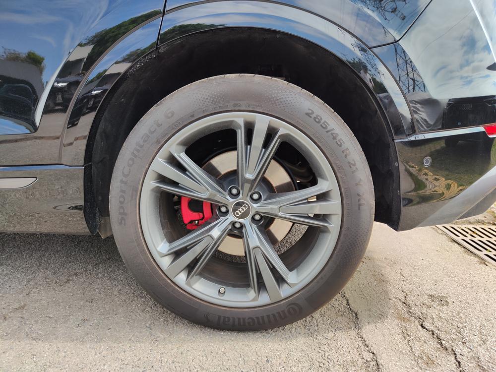 Audi Audi Q8