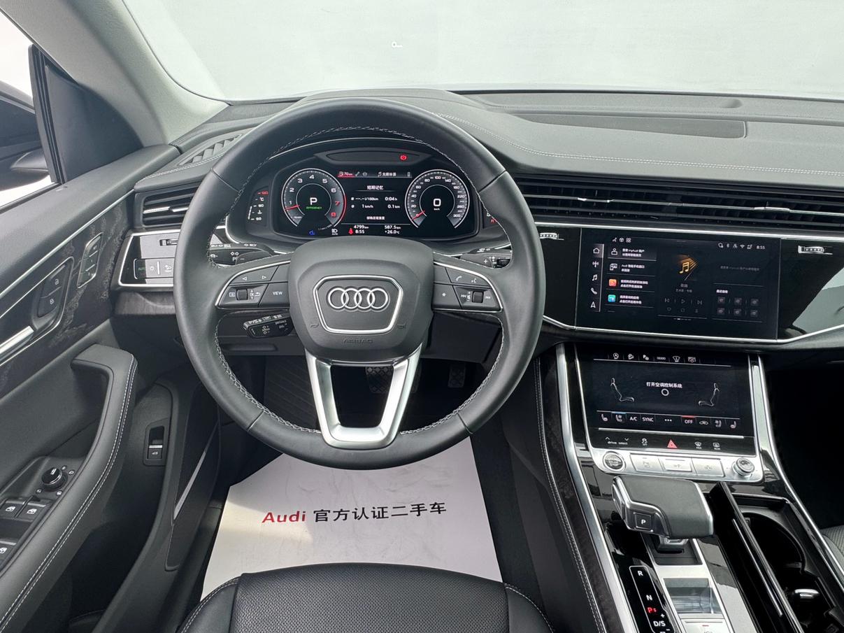 Audi Audi Q8