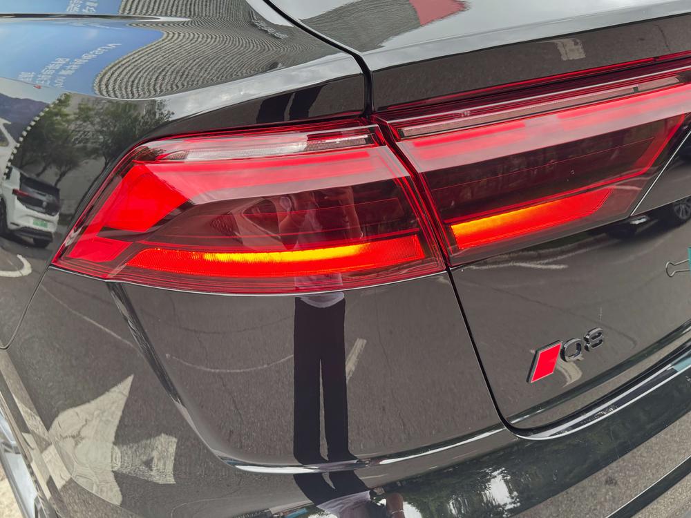 Audi Audi Q8