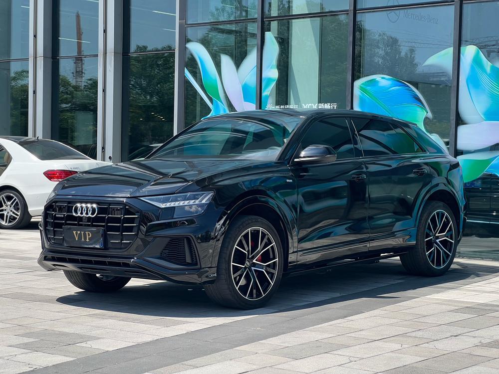 Audi Audi Q8
