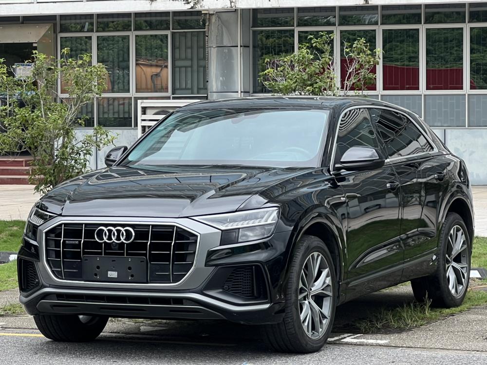 Audi Audi Q8