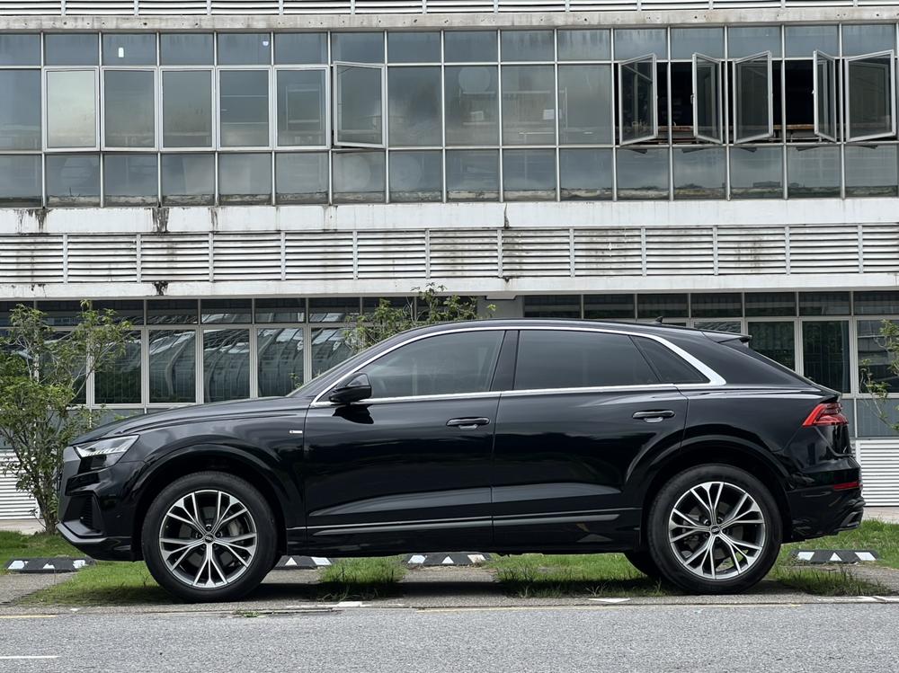 Audi Audi Q8