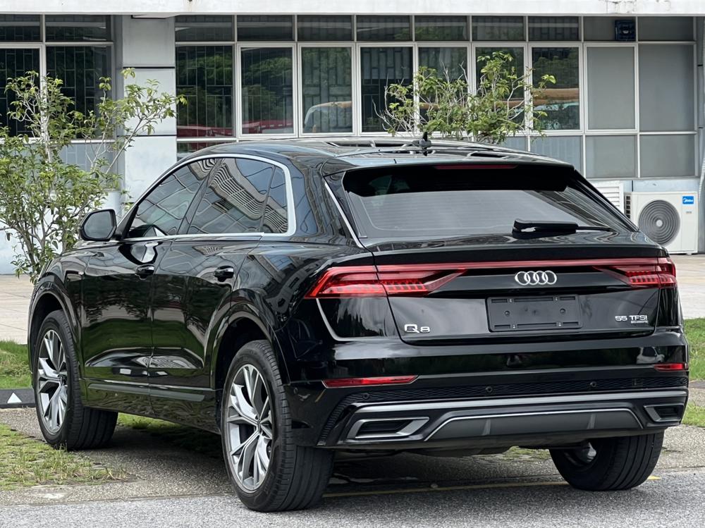 Audi Audi Q8