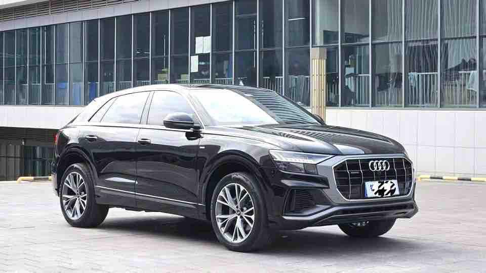 Audi Audi Q8