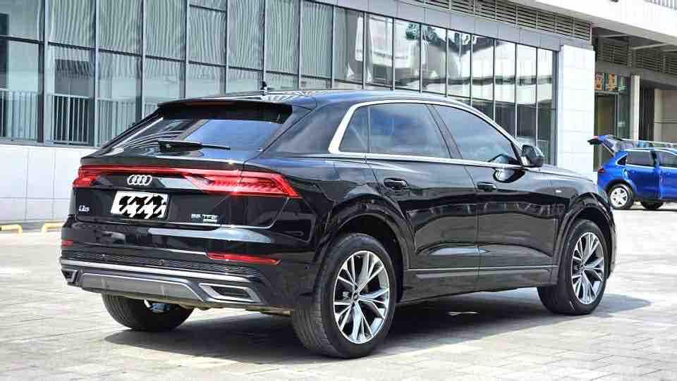 Audi Audi Q8