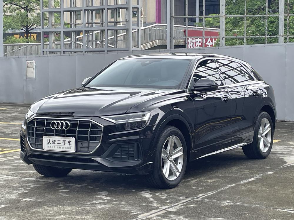 Audi Audi Q8
