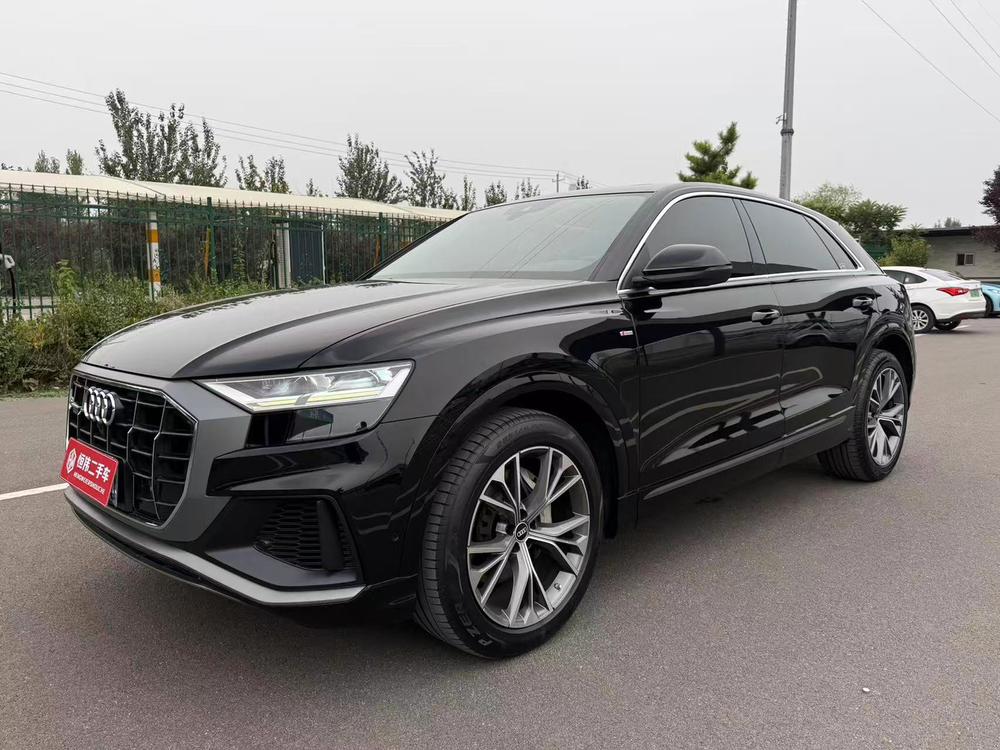 Audi Audi Q8