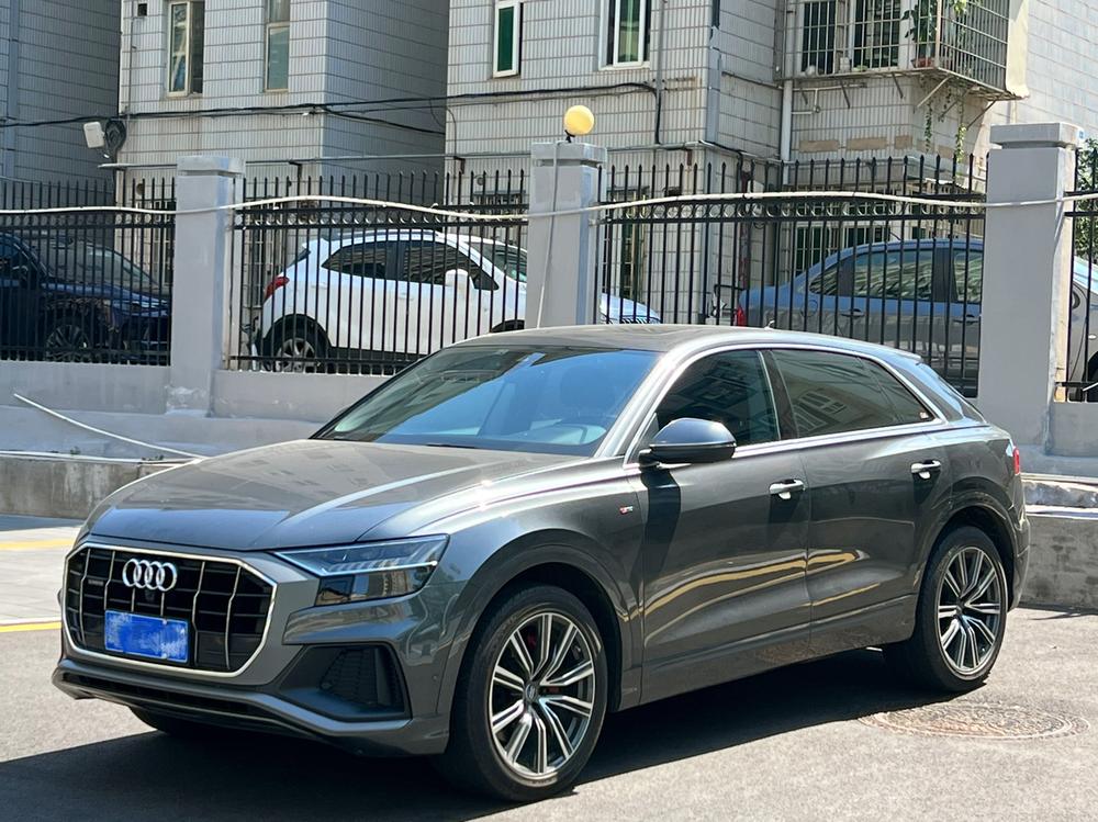 Audi Audi Q8
