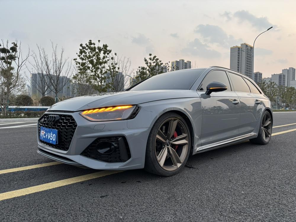 Audi Audi RS 4