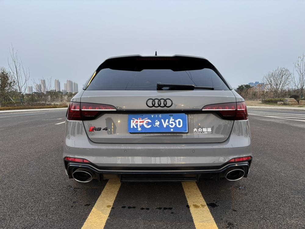 Audi Audi RS 4