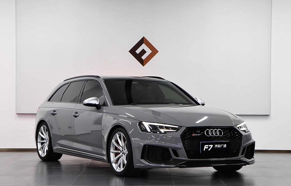 Audi Audi RS 4