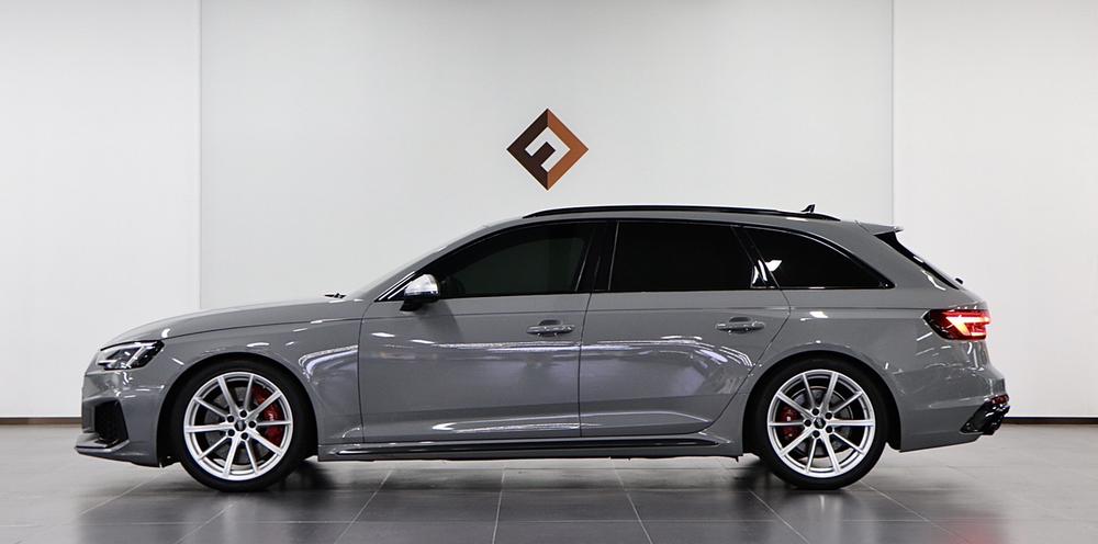 Audi Audi RS 4
