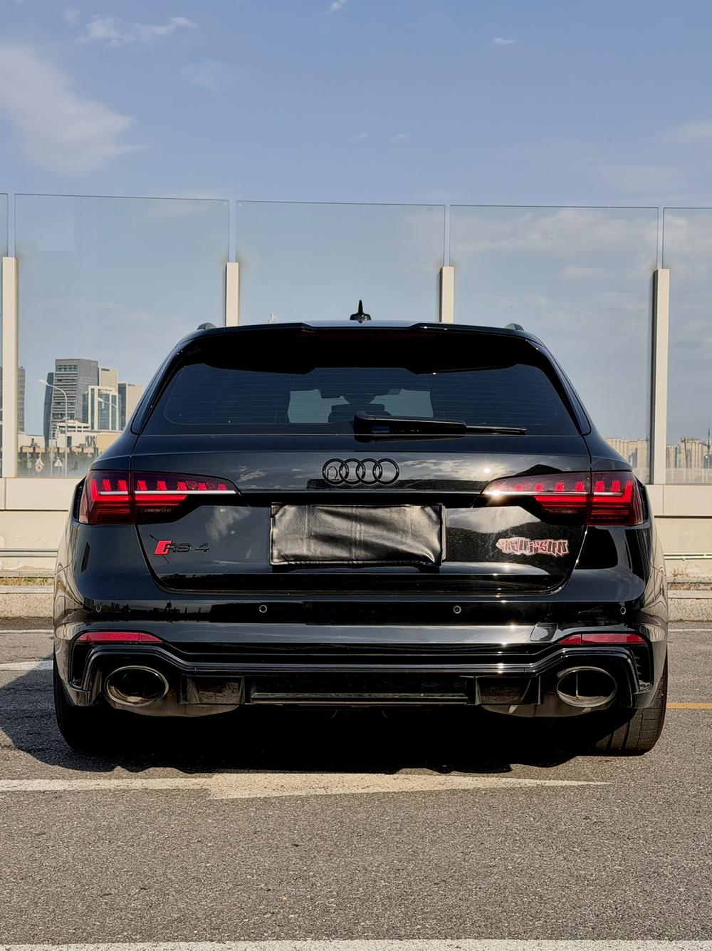 Audi Audi RS 4
