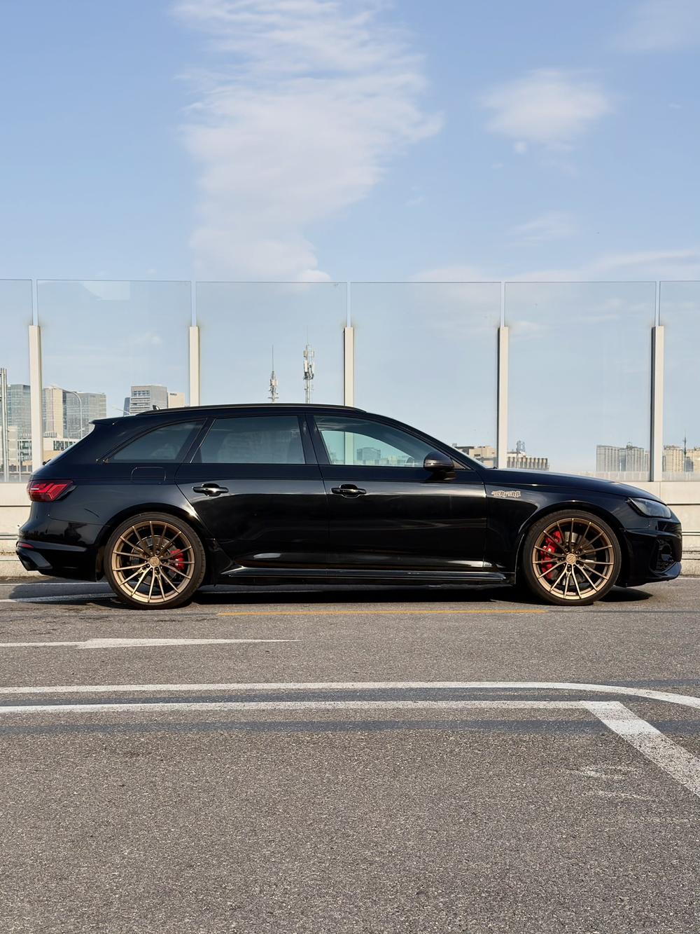 Audi Audi RS 4