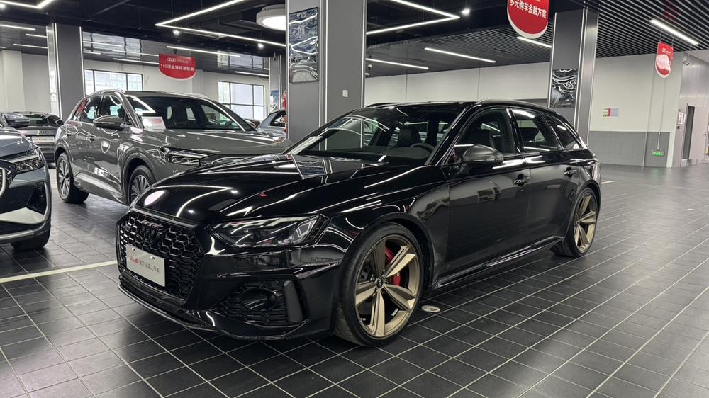 Audi Audi RS 4
