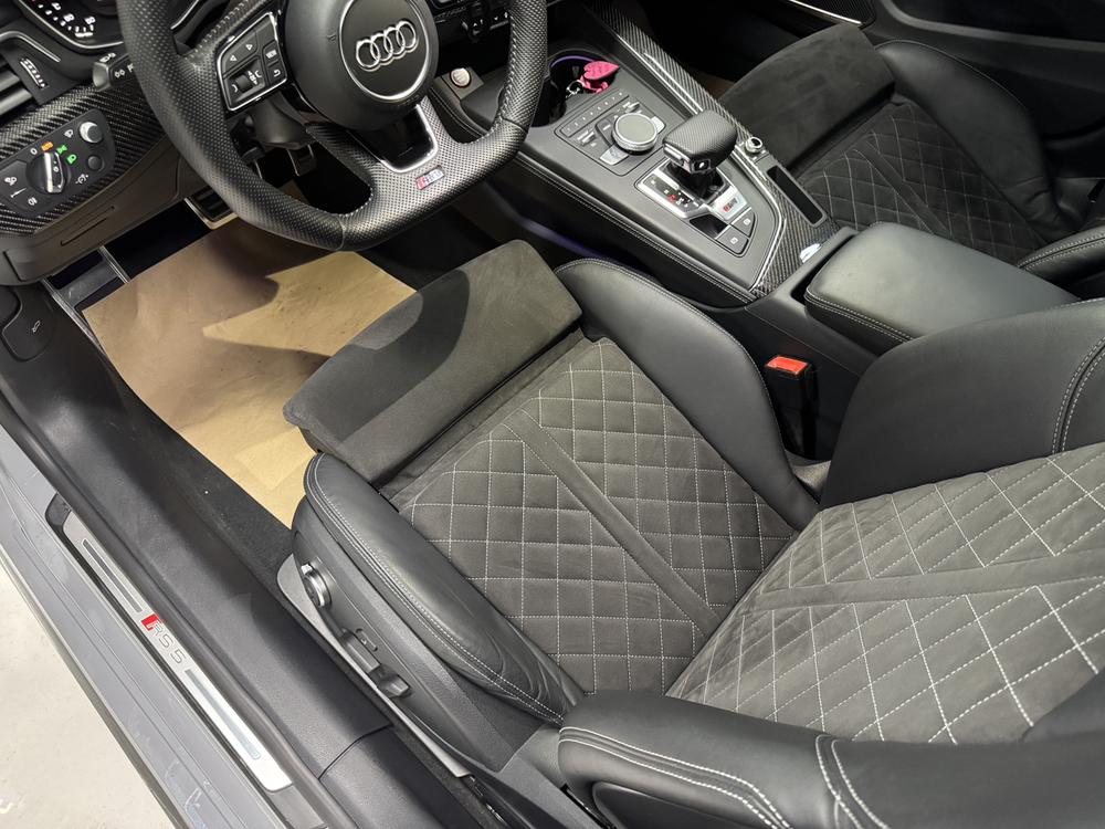 Audi Audi RS 5