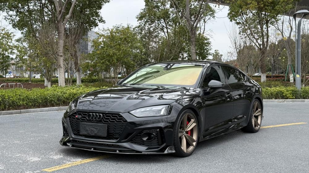 Audi Audi RS 5