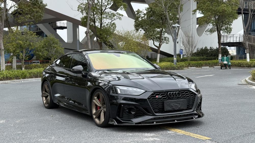 Audi Audi RS 5