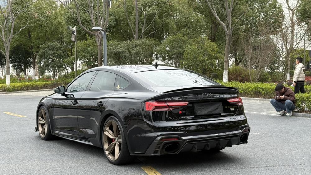 Audi Audi RS 5
