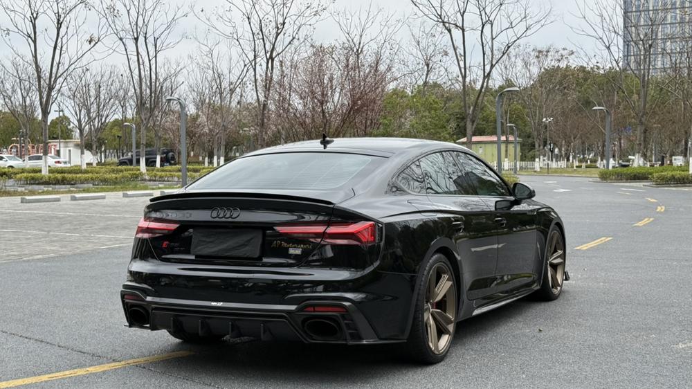 Audi Audi RS 5