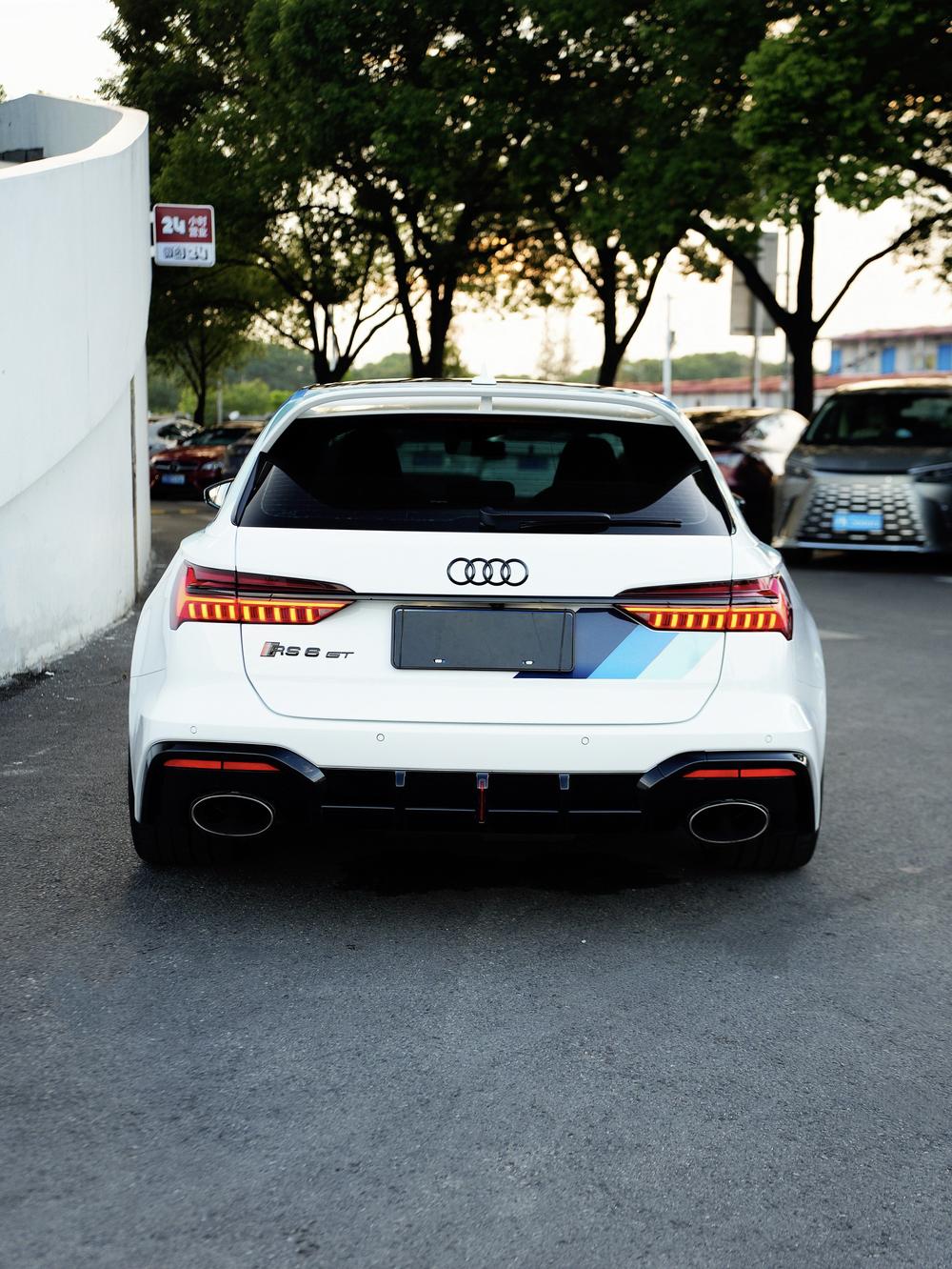 Audi Audi RS 6