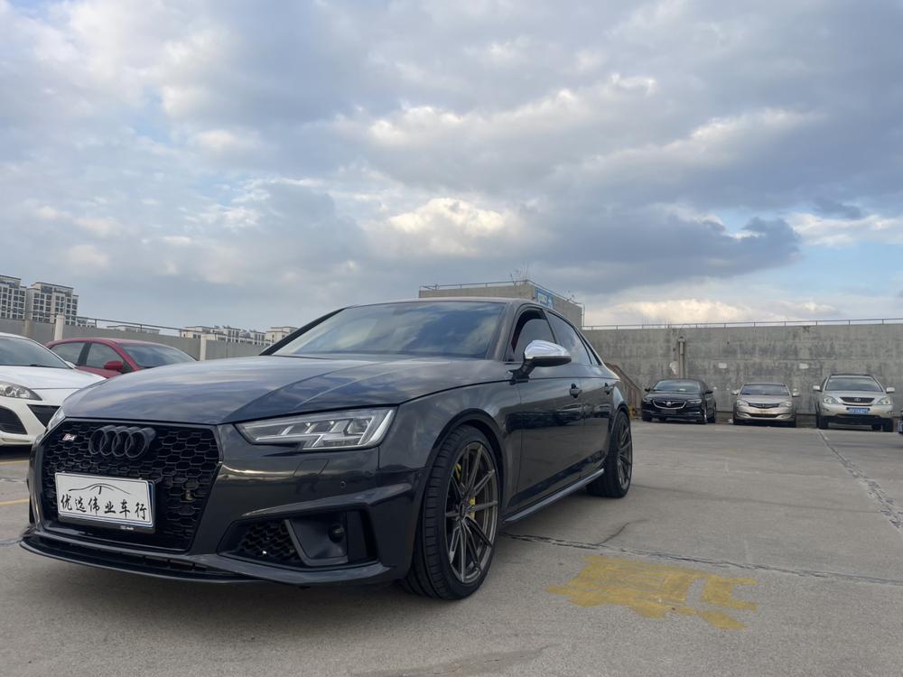 Audi Audi S4