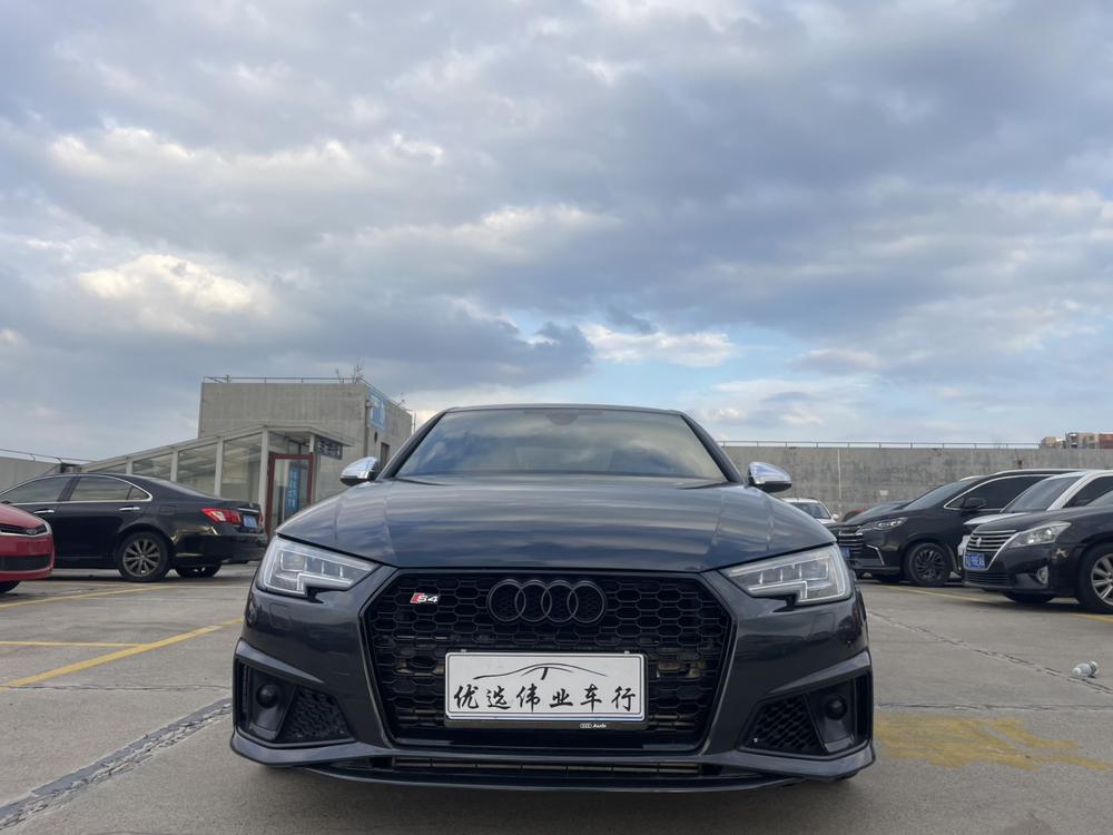 Audi Audi S4