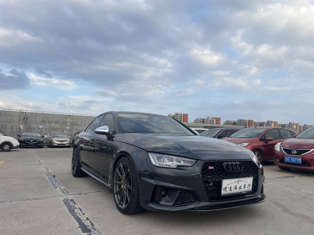 Audi Audi S4
