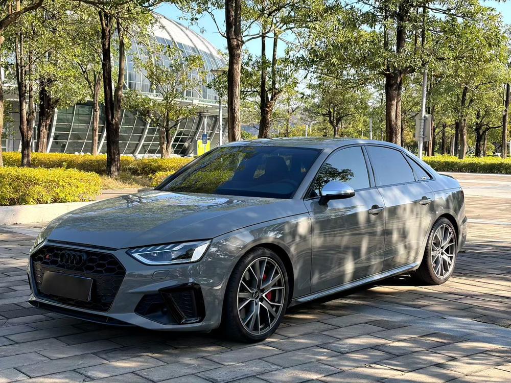 Audi Audi S4