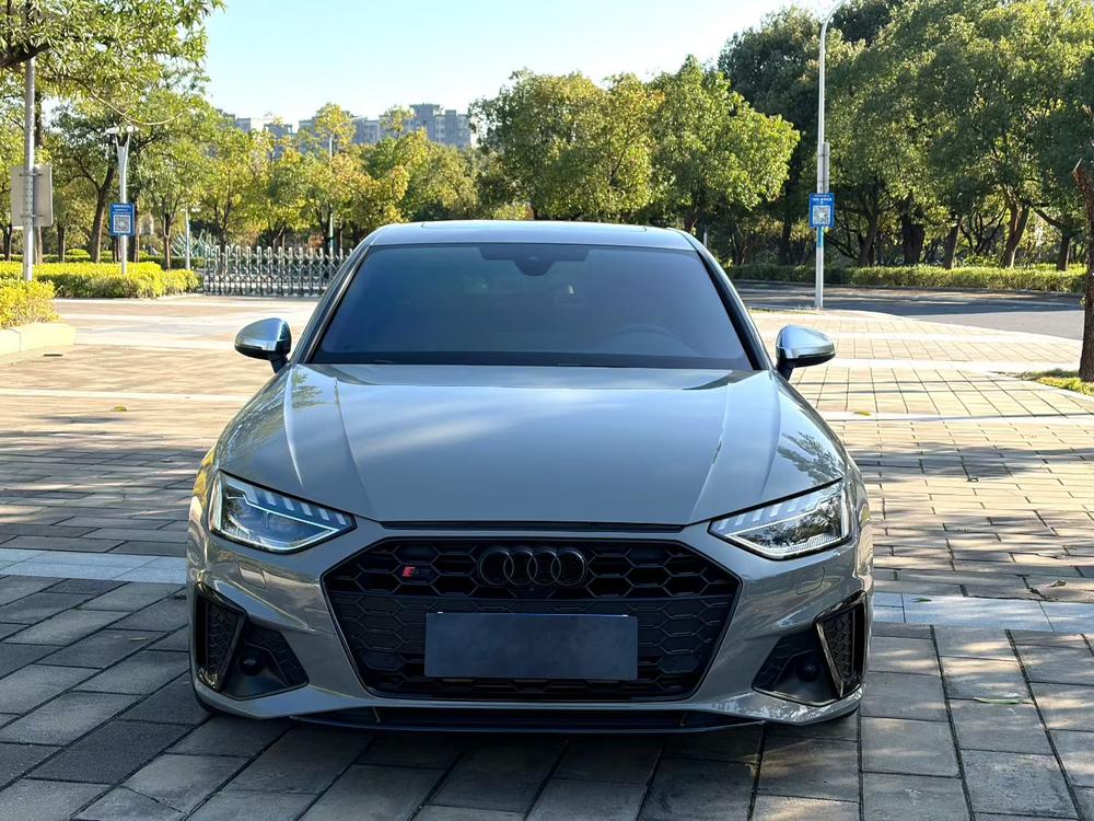 Audi Audi S4