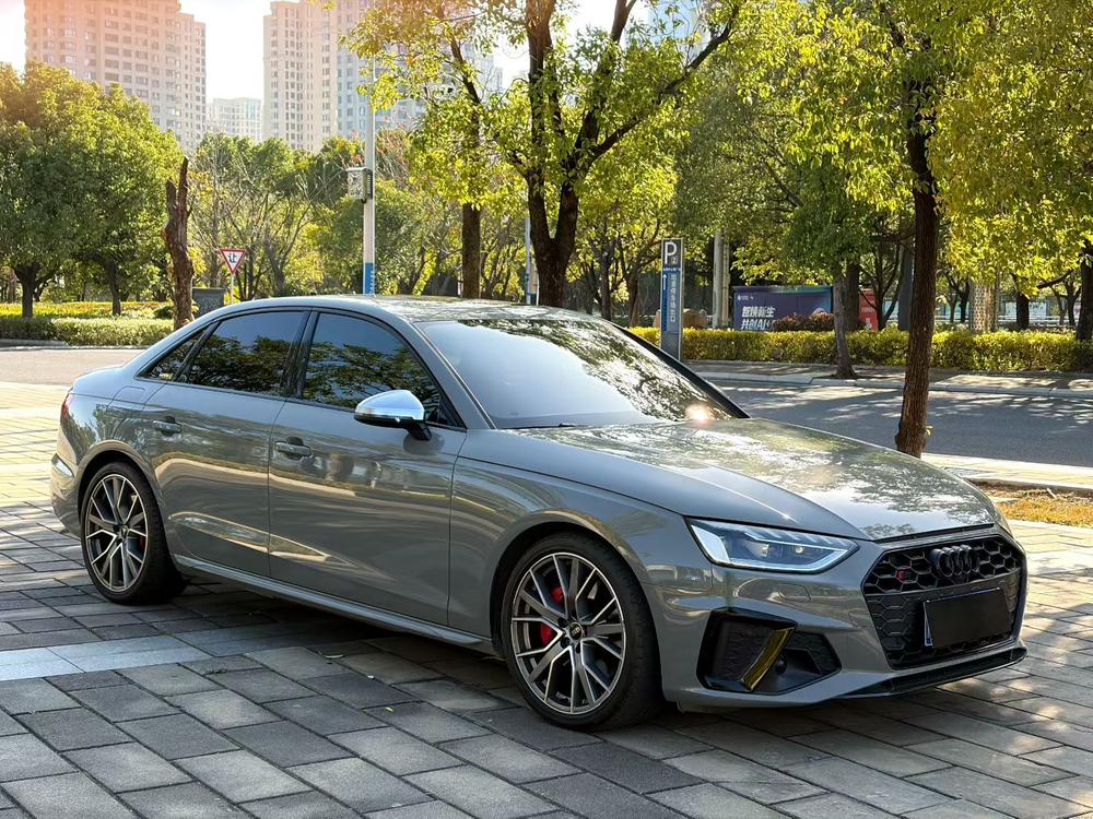 Audi Audi S4