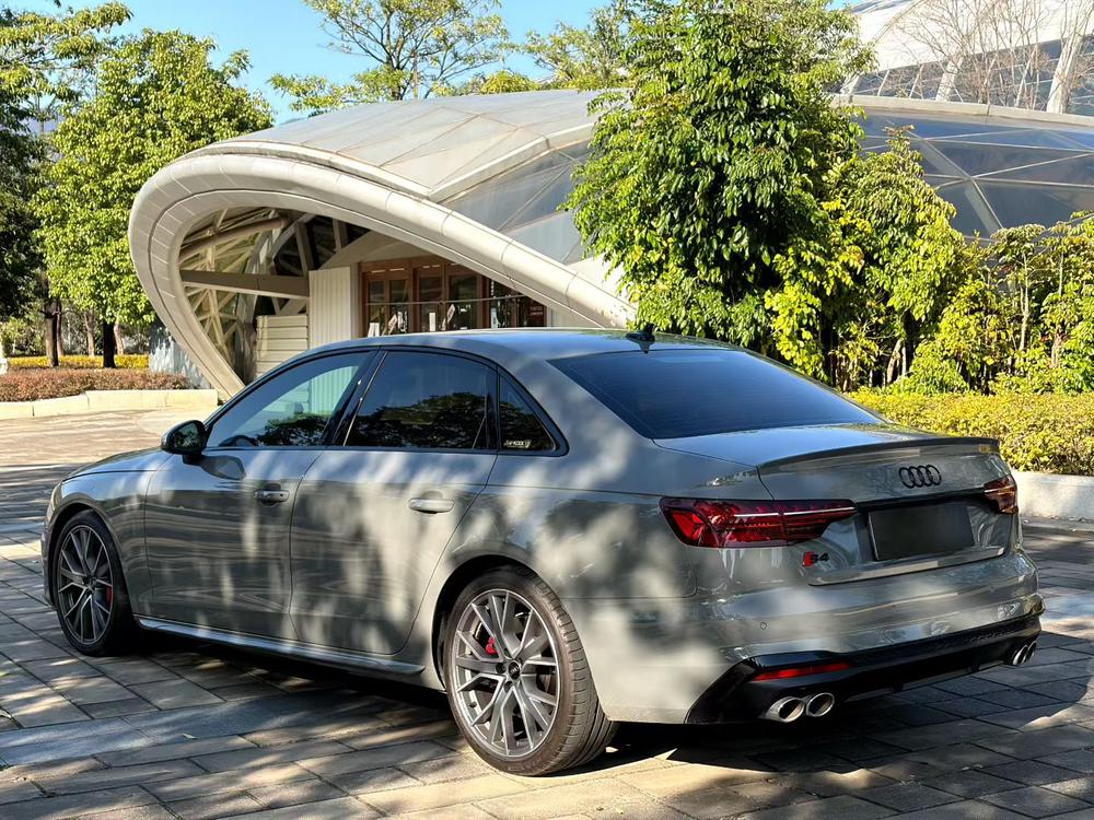 Audi Audi S4