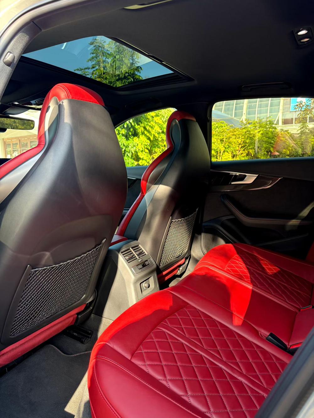 Audi Audi S4
