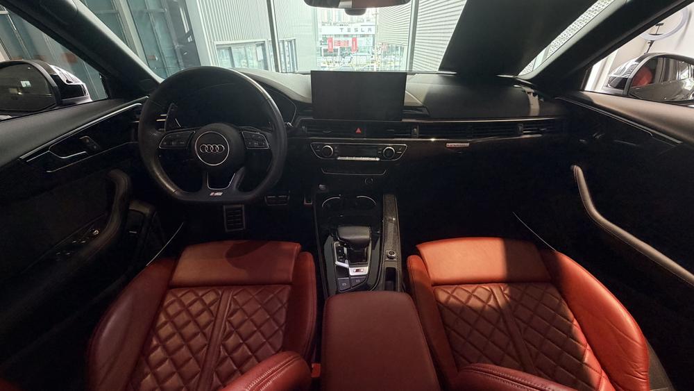 Audi Audi S4