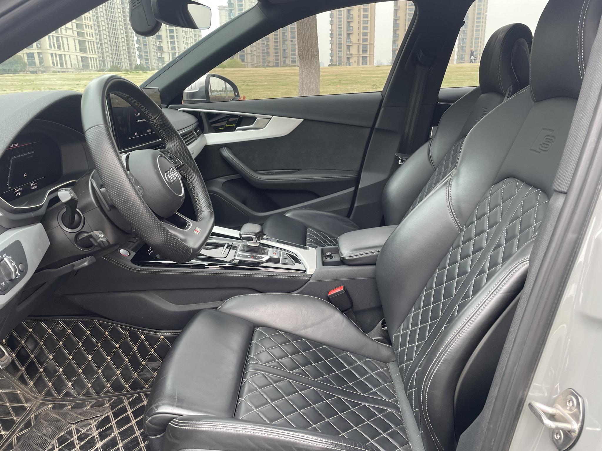 Audi Audi S4