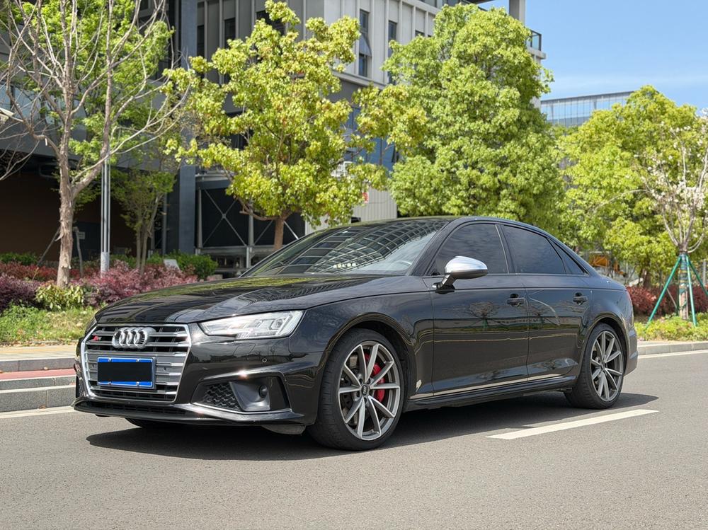 Audi Audi S4