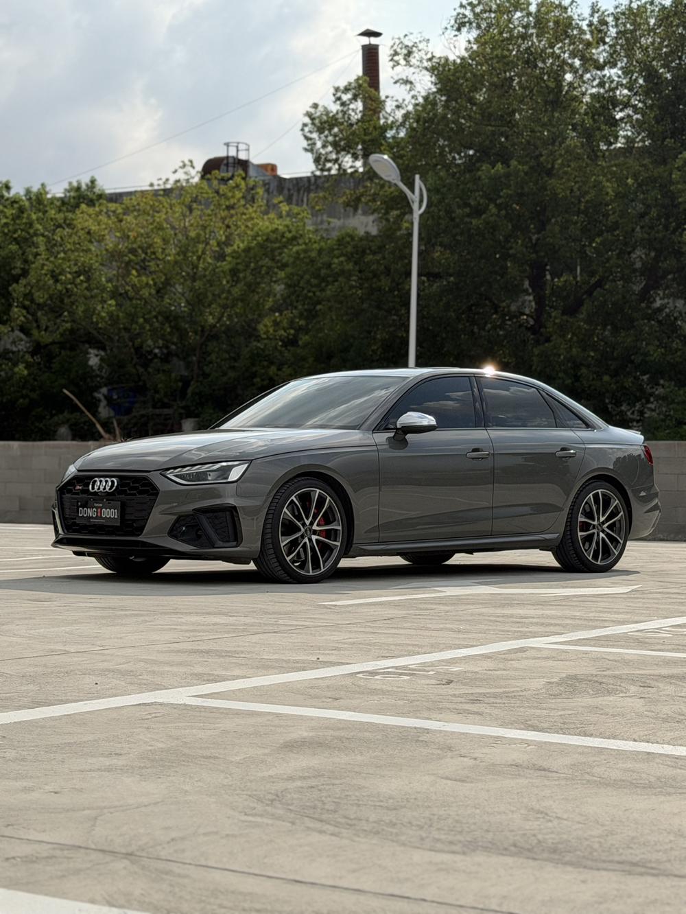Audi Audi S4