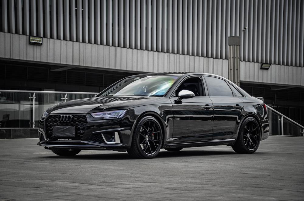 Audi Audi S4