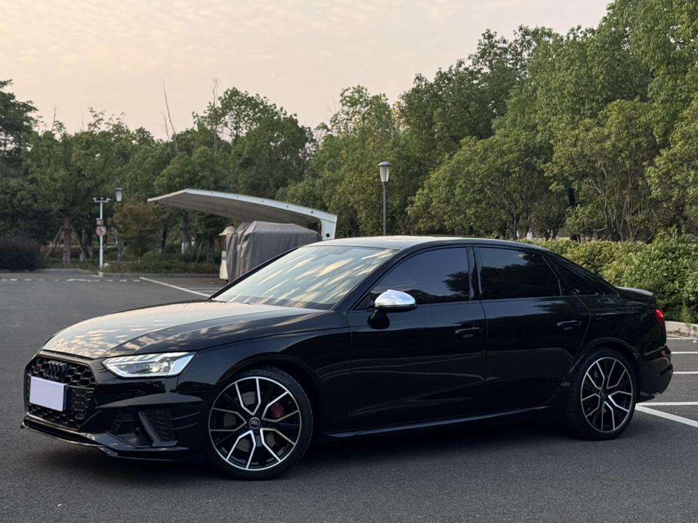 Audi Audi S4