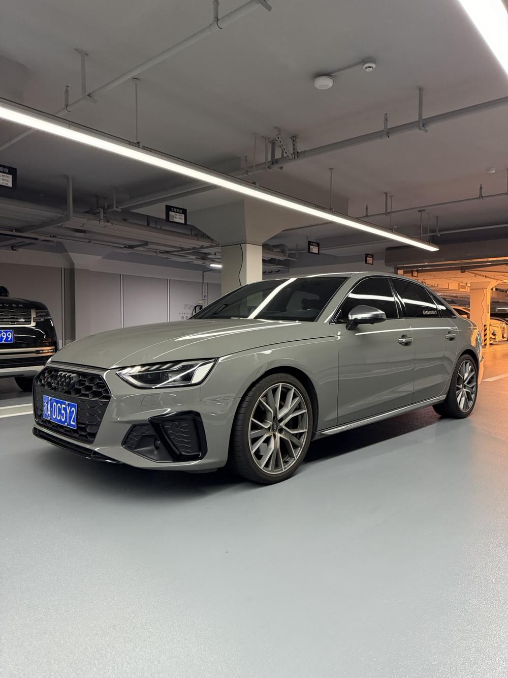 Audi Audi S4