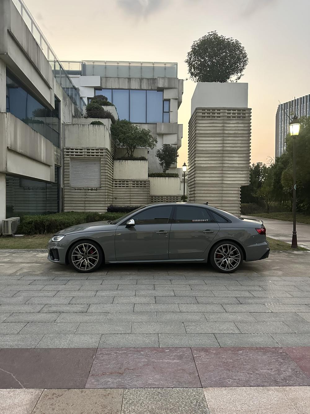 Audi Audi S4